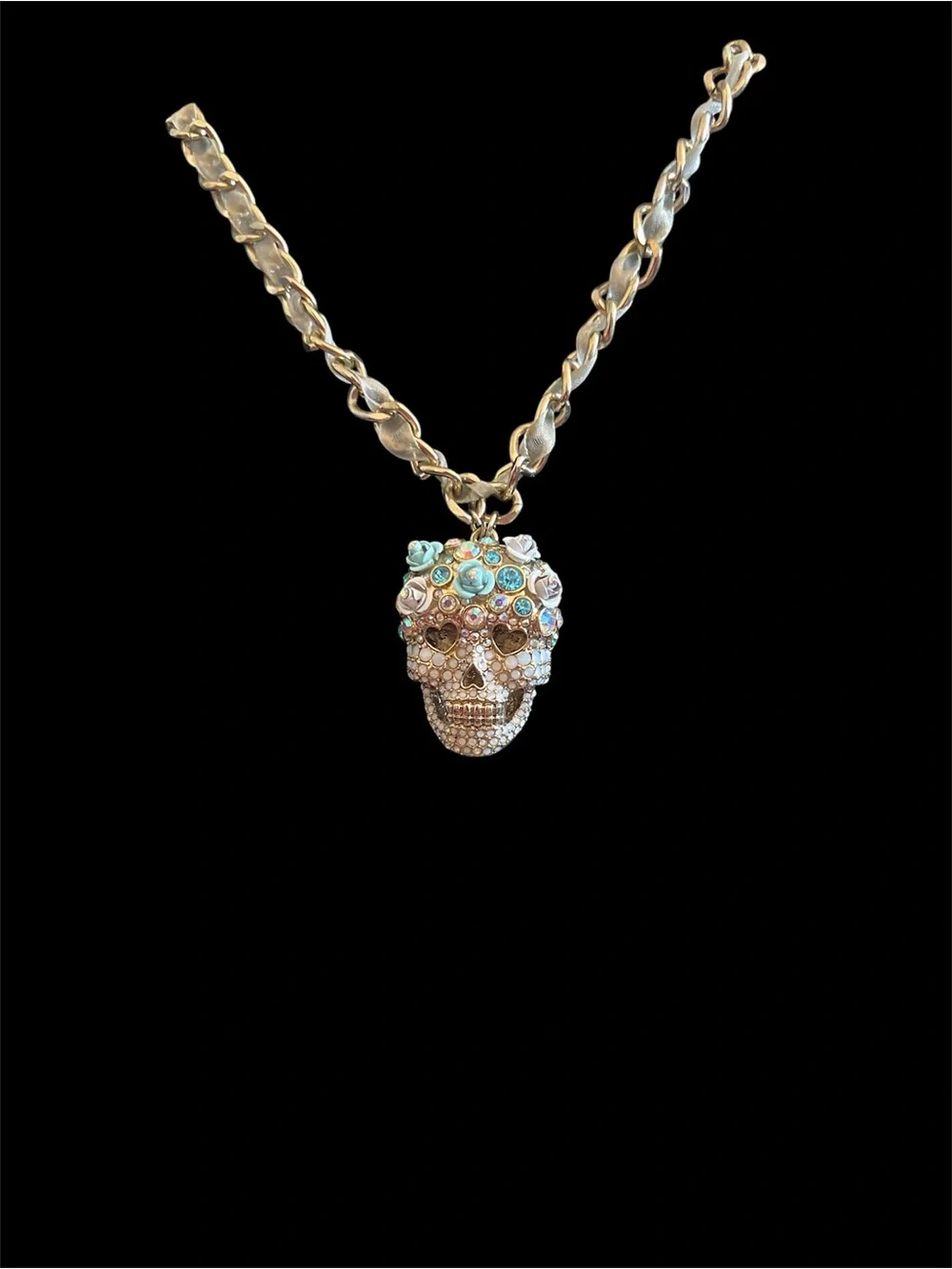 Betsey Johnson Gold Skull Pendant Necklace w Crystal Flowers-that grill!! - Picture 2 of 6